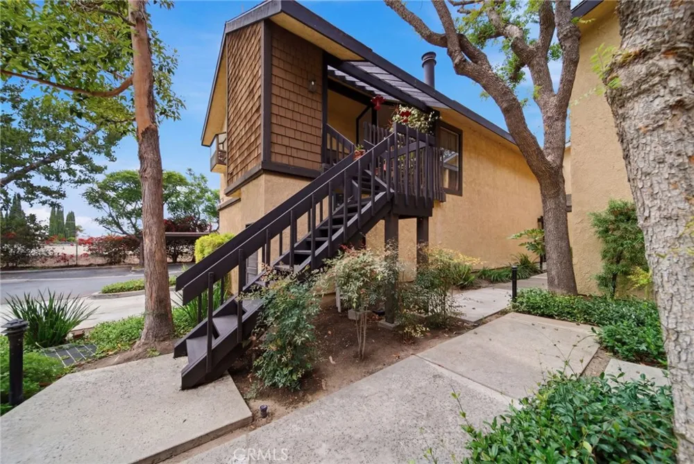 12750 Centralia #80 Lakewood, CA 90715