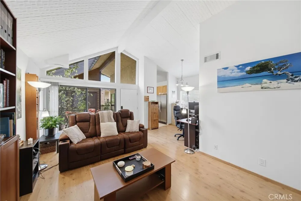 12750 Centralia #80 Lakewood, CA 90715