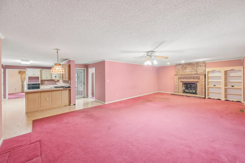 435 Lakeshore Dr Lexington, TN 38351