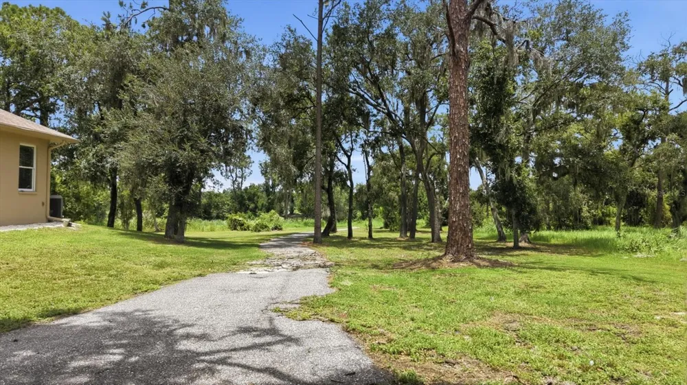 24525 JENNINGS ROAD Myakka City, FL 34251