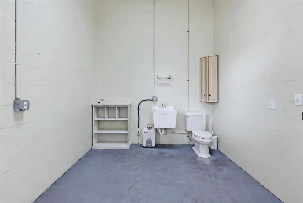 24525 JENNINGS ROAD Myakka City, FL 34251
