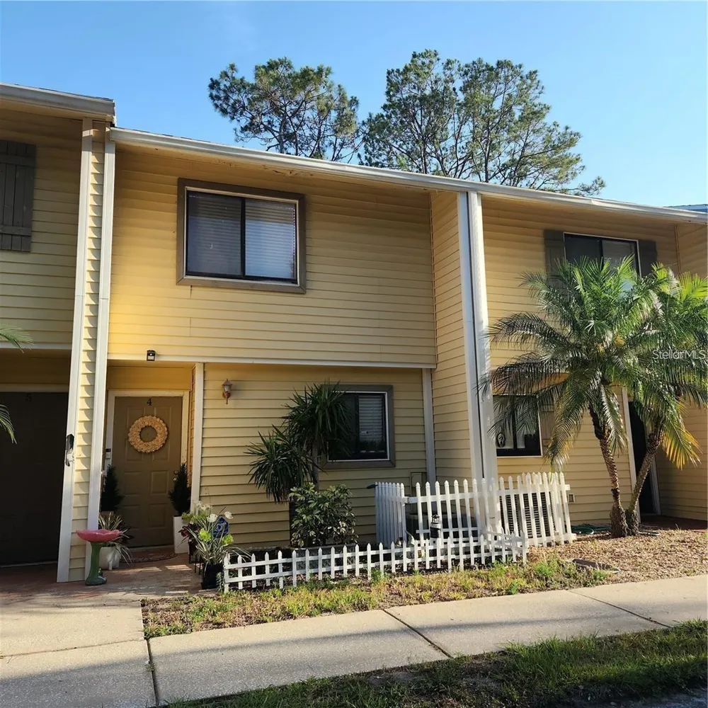 22630 GAGE LOOP #4 Land O Lakes, FL 34639