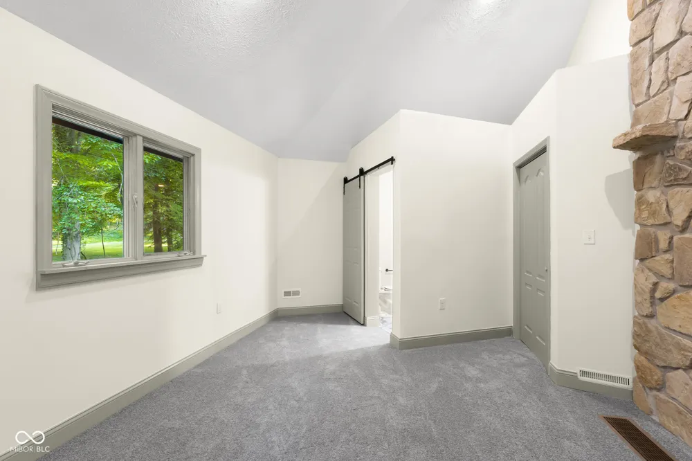 365 Beech Drive Nashville, IN 47448