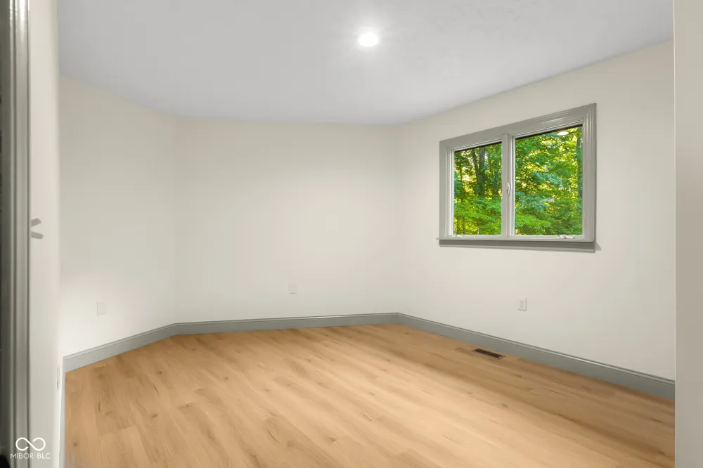 365 Beech Drive Nashville, IN 47448