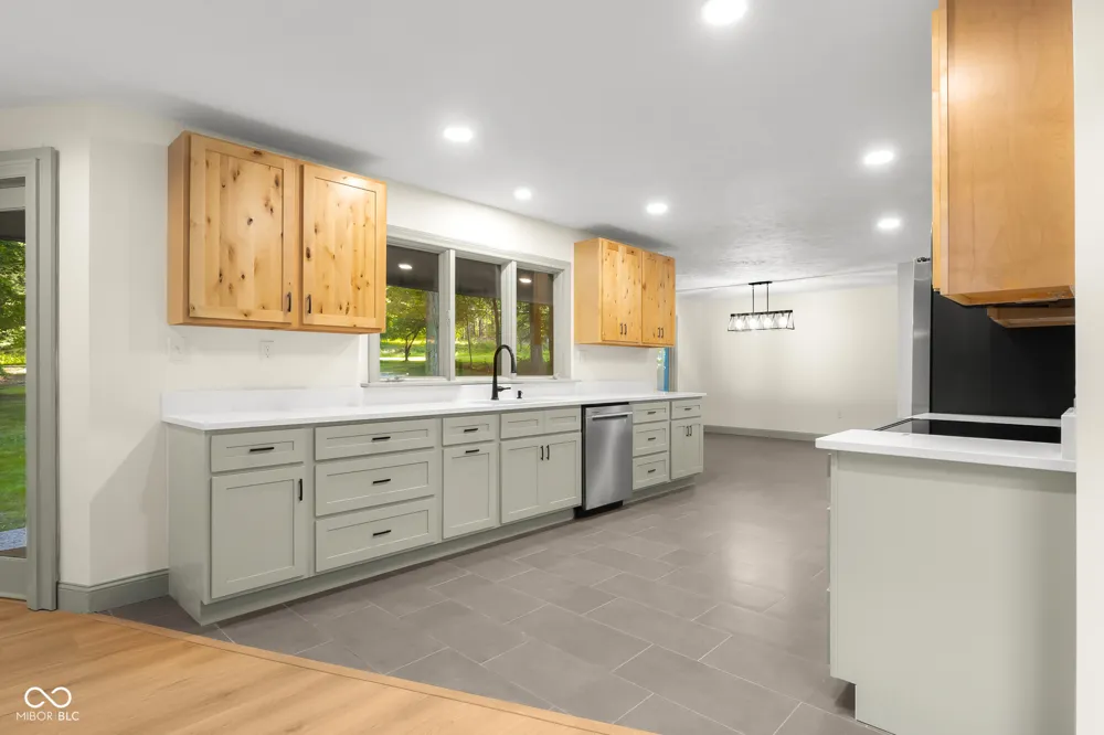365 Beech Drive Nashville, IN 47448