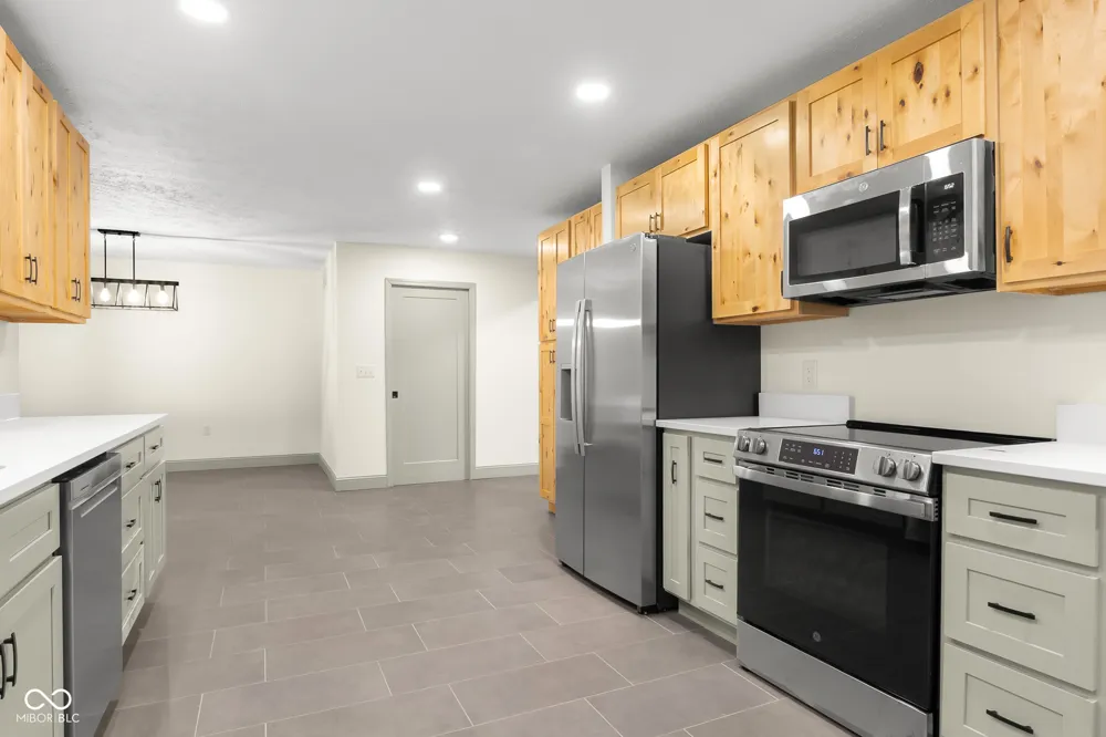 365 Beech Drive Nashville, IN 47448
