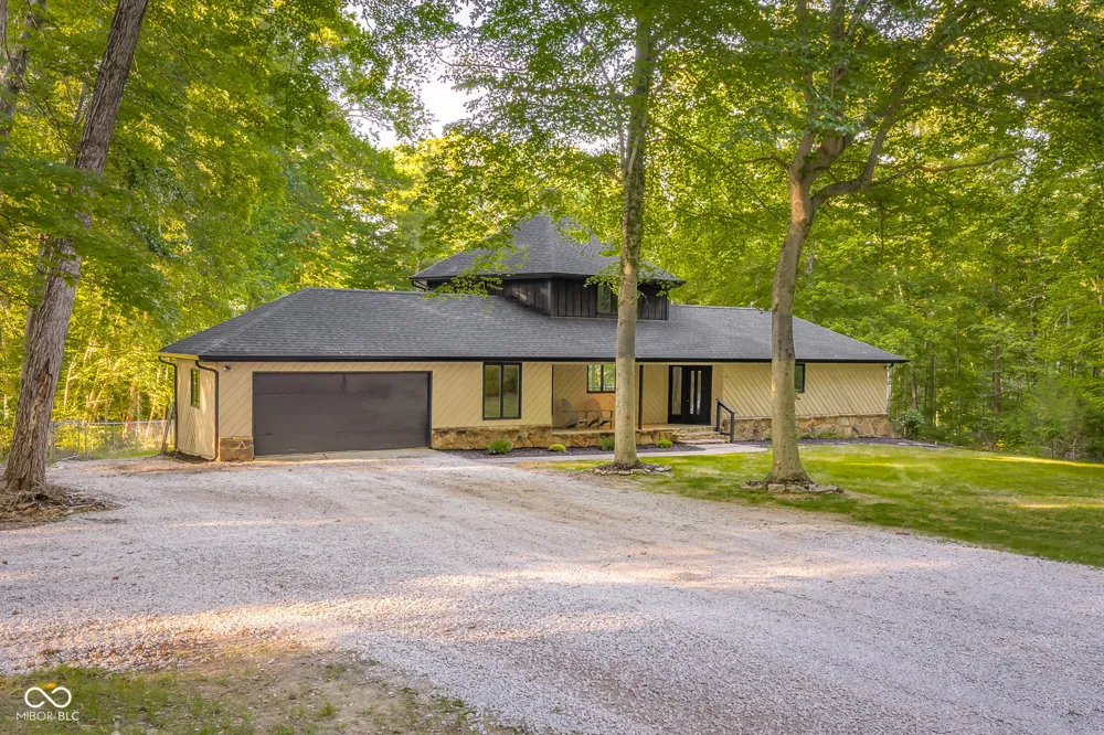 365 Beech Drive Nashville, IN 47448
