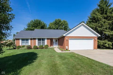1244 Apple Street