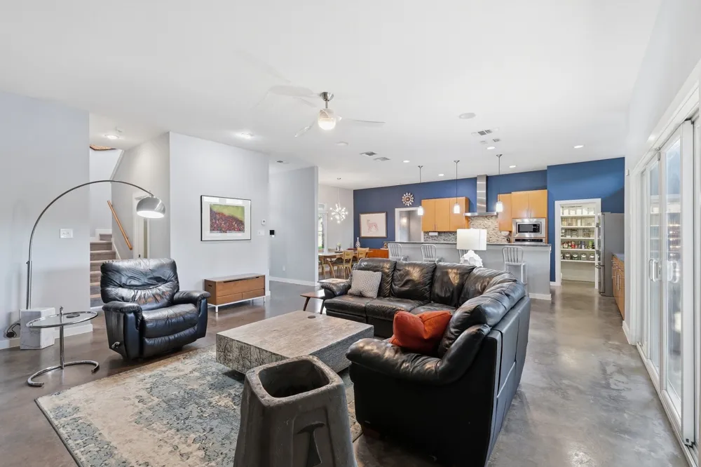 908 Idlewild Court Highland Village, TX 75077