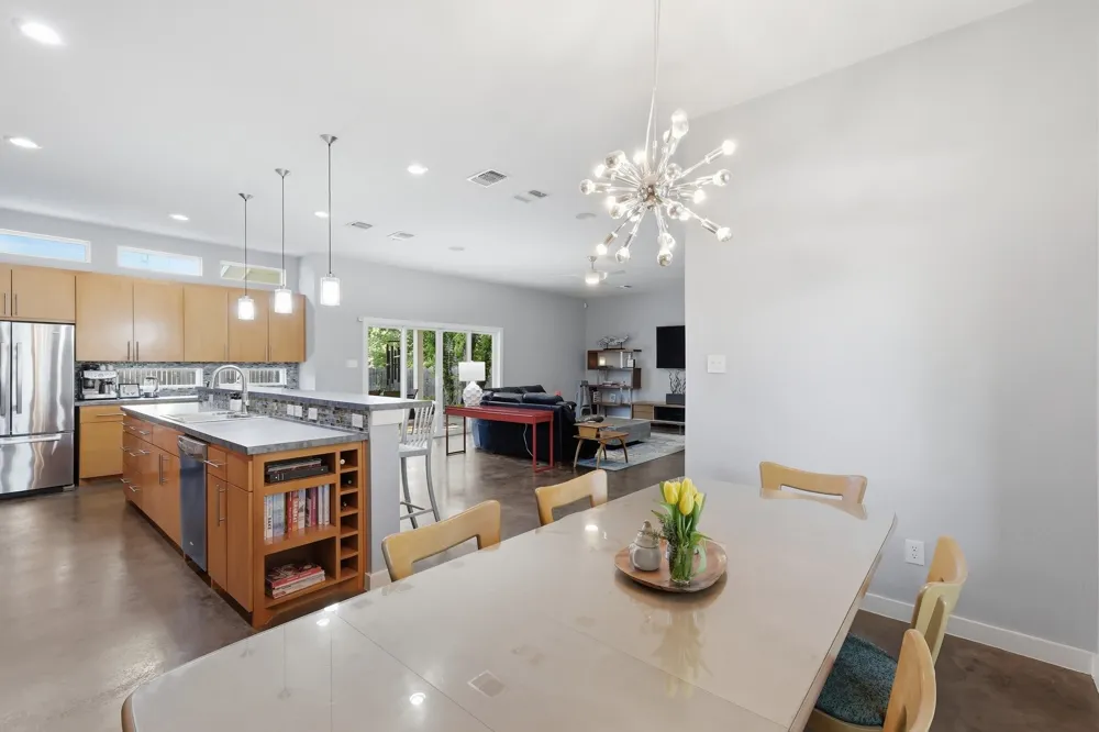 908 Idlewild Court Highland Village, TX 75077