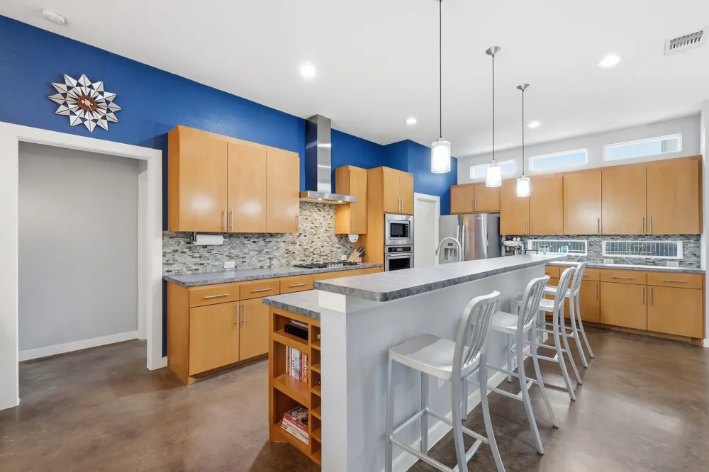 908 Idlewild Court Highland Village, TX 75077