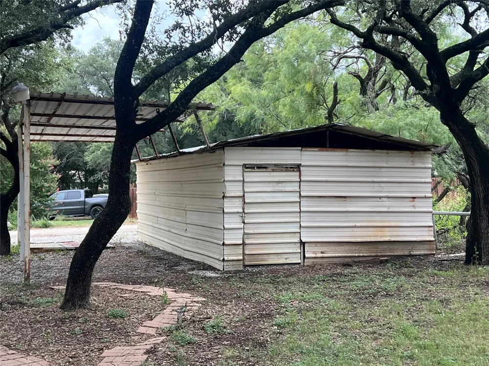 7809 Shannon Drive Brownwood, TX 76801