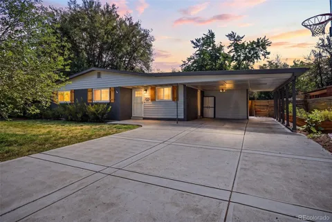 2520 Carr Court