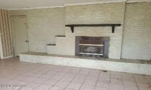 81 Henry Cox Road Monticello, MS 39654