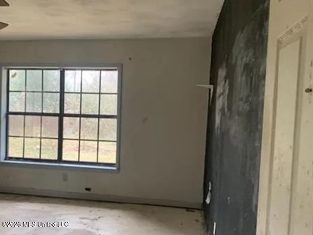 81 Henry Cox Road Monticello, MS 39654