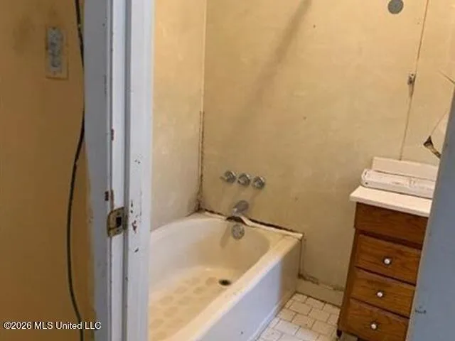 81 Henry Cox Road Monticello, MS 39654