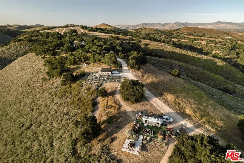 2551 Hwy 101 Buellton, CA 93427