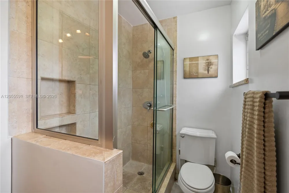 7282 Jacaranda Ln Miami Lakes, FL 33014