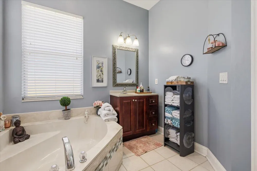 5910 Nicole Lane Fort Pierce, FL 34951