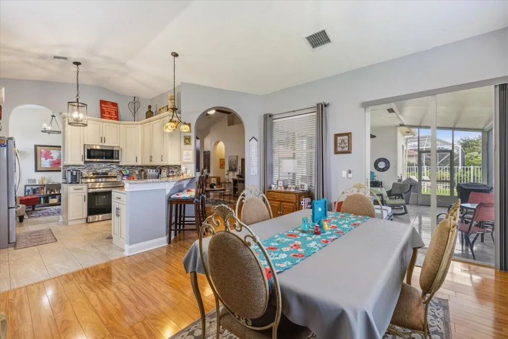 5910 Nicole Lane Fort Pierce, FL 34951