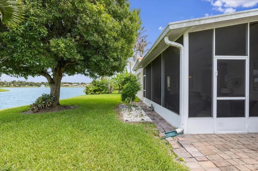 5910 Nicole Lane Fort Pierce, FL 34951