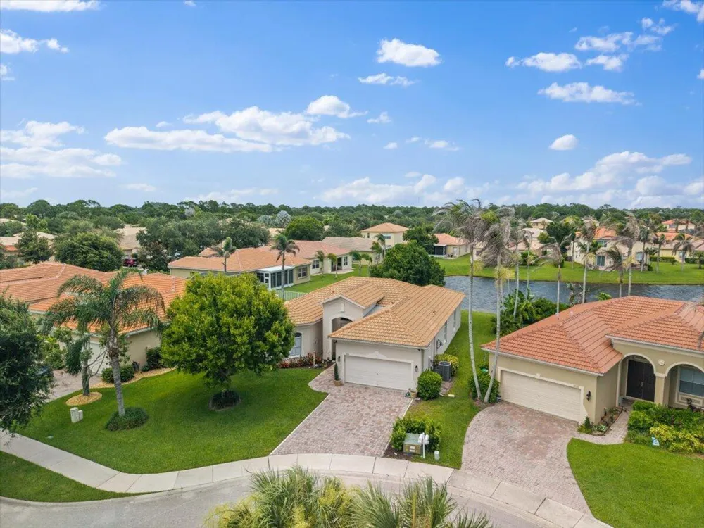 5910 Nicole Lane Fort Pierce, FL 34951