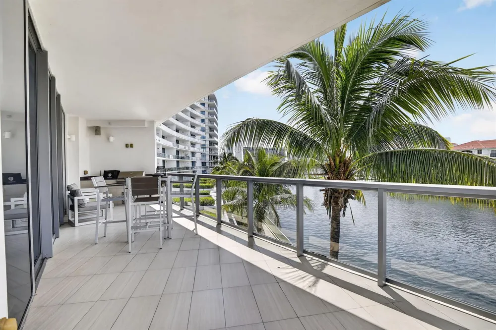3250 NE 188th Street #201 Aventura, FL 33180