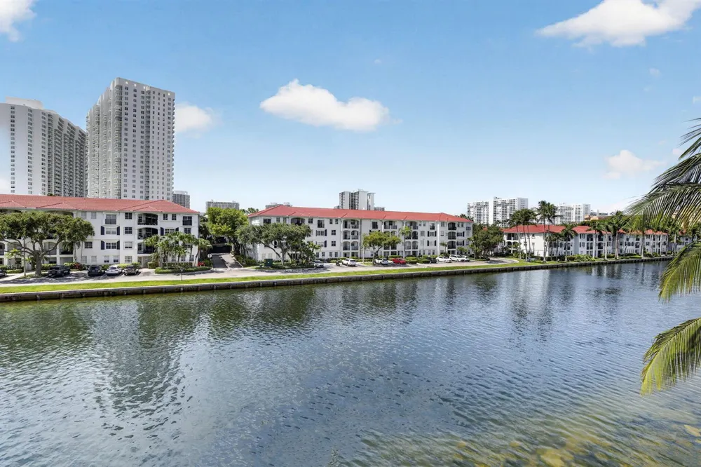 3250 NE 188th Street #201 Aventura, FL 33180