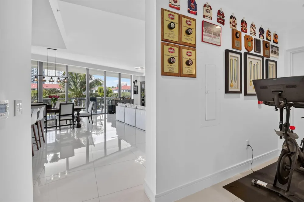 3250 NE 188th Street #201 Aventura, FL 33180