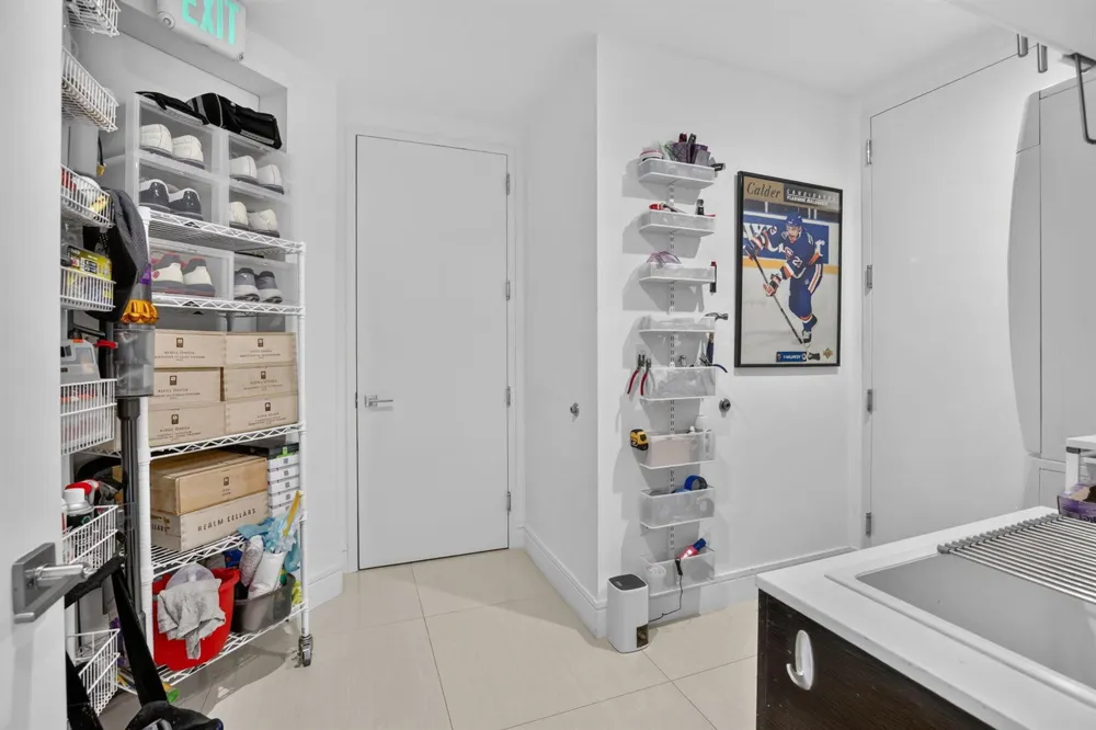 3250 NE 188th Street #201 Aventura, FL 33180