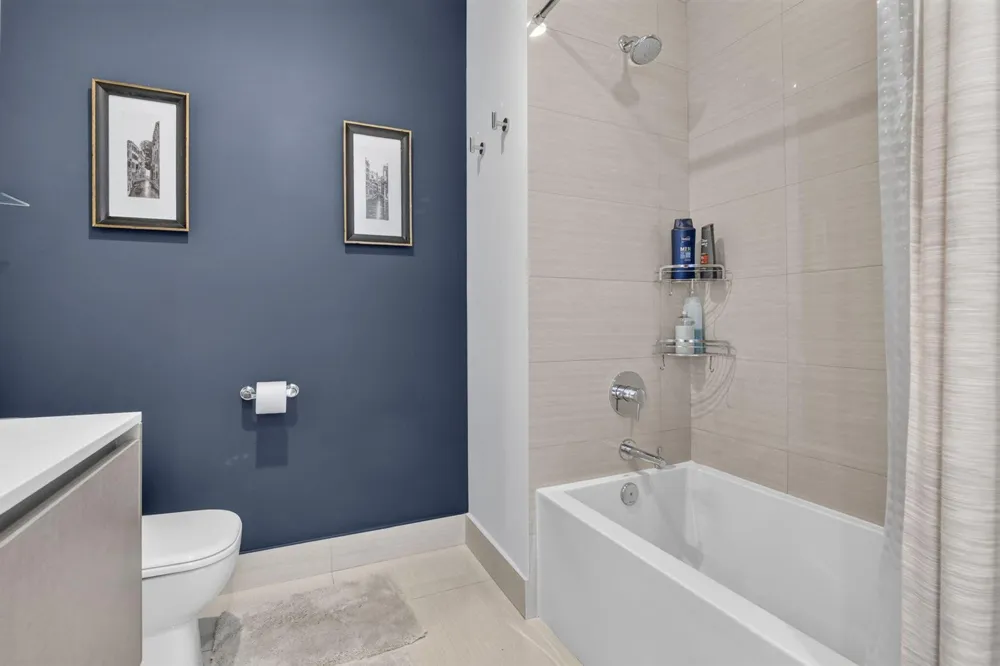 3250 NE 188th Street #201 Aventura, FL 33180