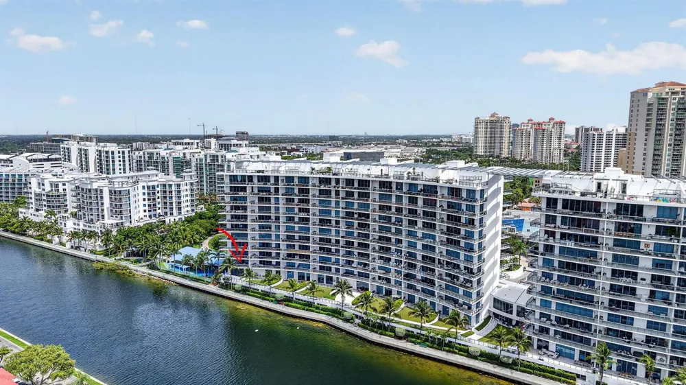 3250 NE 188th Street #201 Aventura, FL 33180