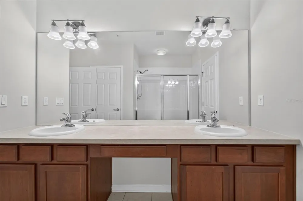 2005 RIVER TURIA CIRCLE Riverview, FL 33578
