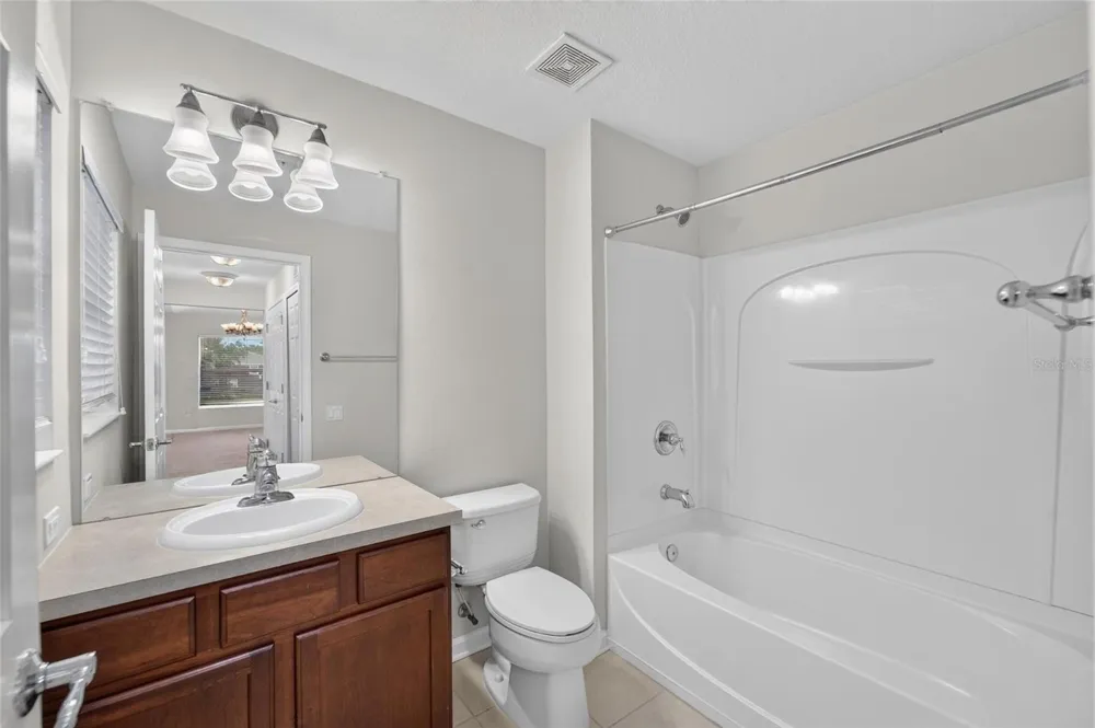 2005 RIVER TURIA CIRCLE Riverview, FL 33578