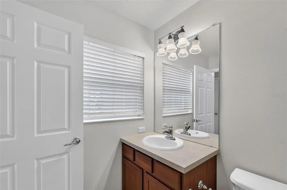 2005 RIVER TURIA CIRCLE Riverview, FL 33578