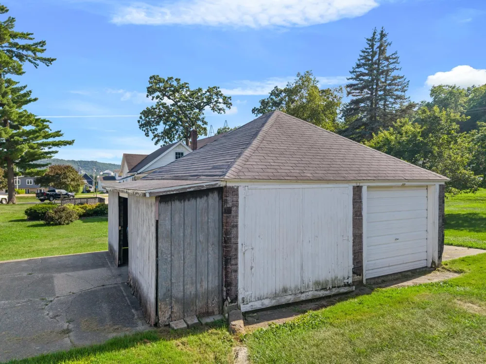 107 W Rushford Avenue Rushford, MN 55971