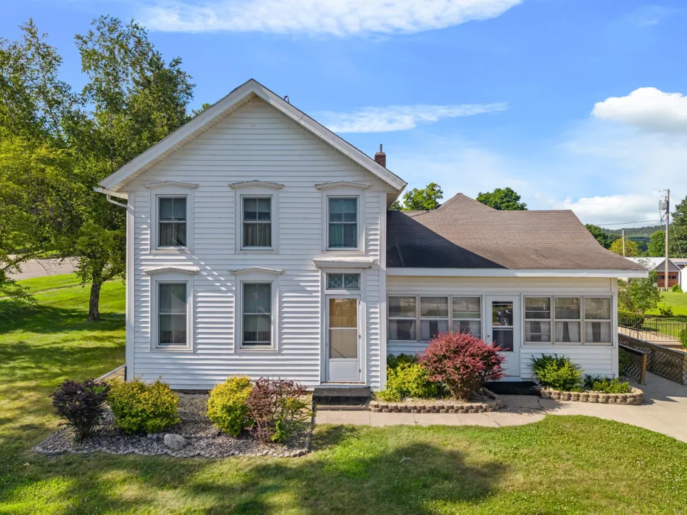 107 W Rushford Avenue Rushford, MN 55971