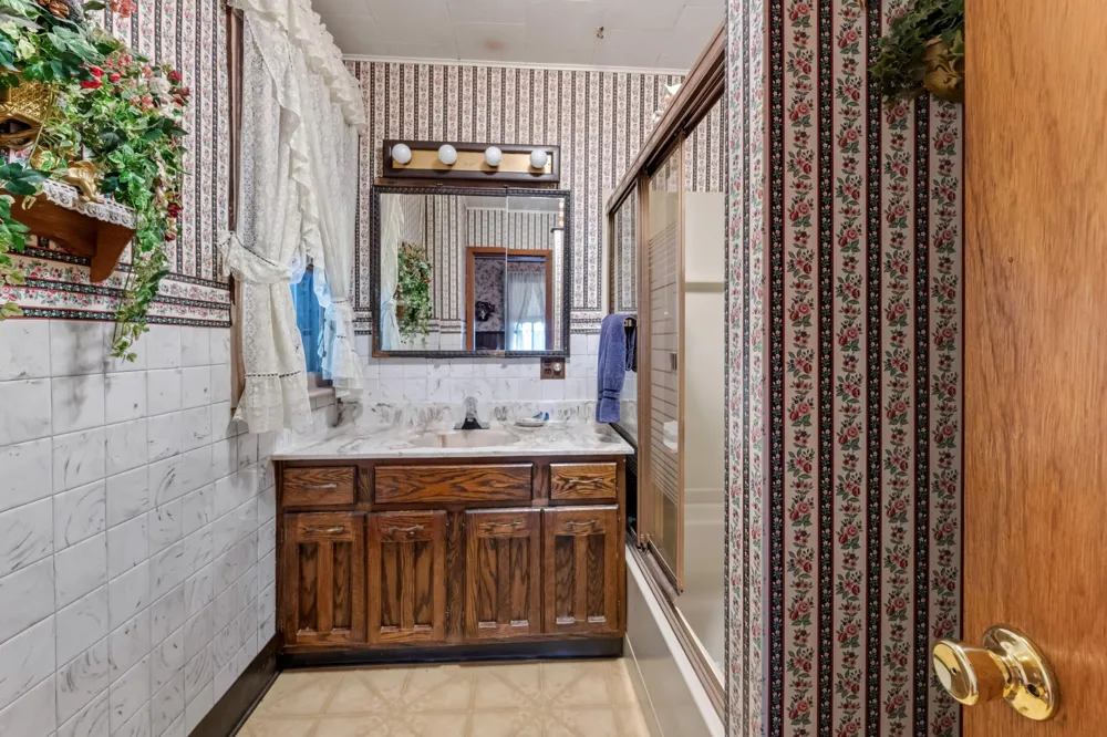 107 W Rushford Avenue Rushford, MN 55971