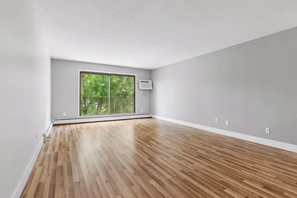 1304 W Medicine Lake Drive #320 Plymouth, MN 55441