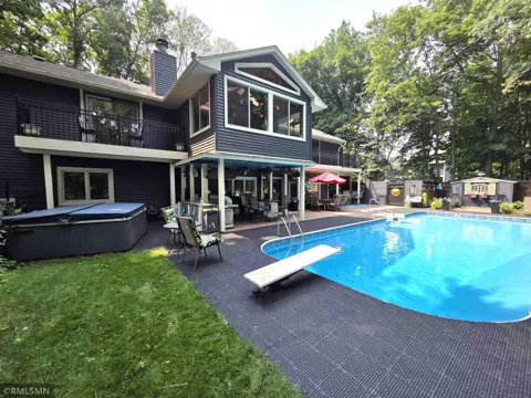13060 Oakview Lane