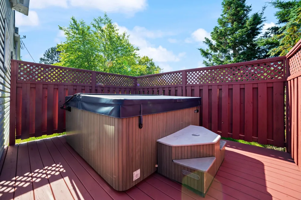 4073 Reinke Road Duluth, MN 55811