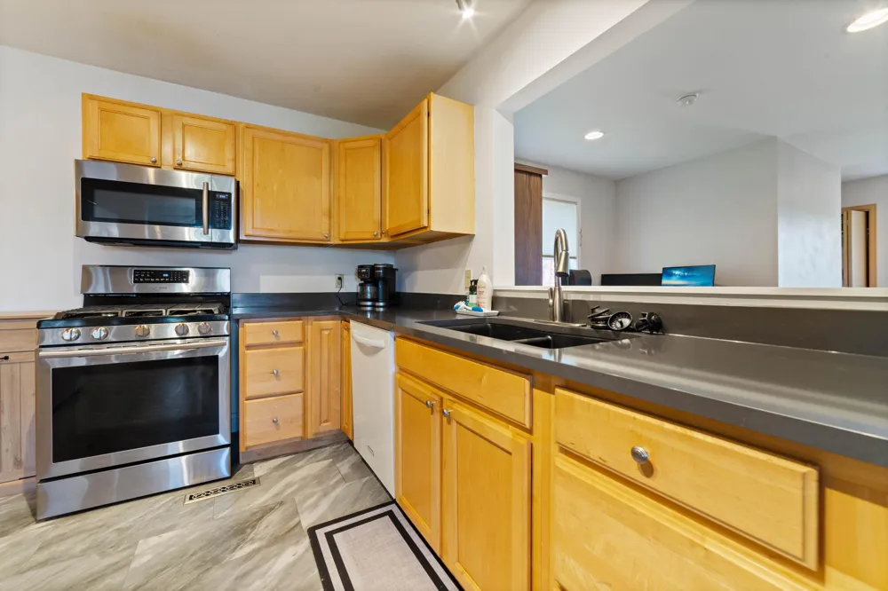 4073 Reinke Road Duluth, MN 55811