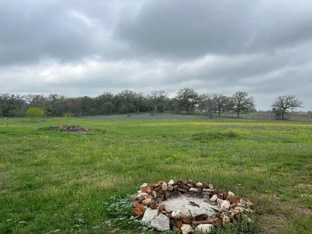 322 County Road 446 Nixon, TX 78140