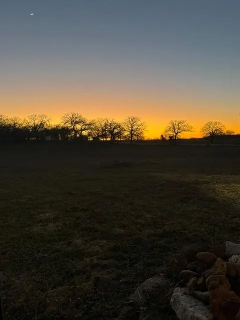 322 County Road 446 Nixon, TX 78140