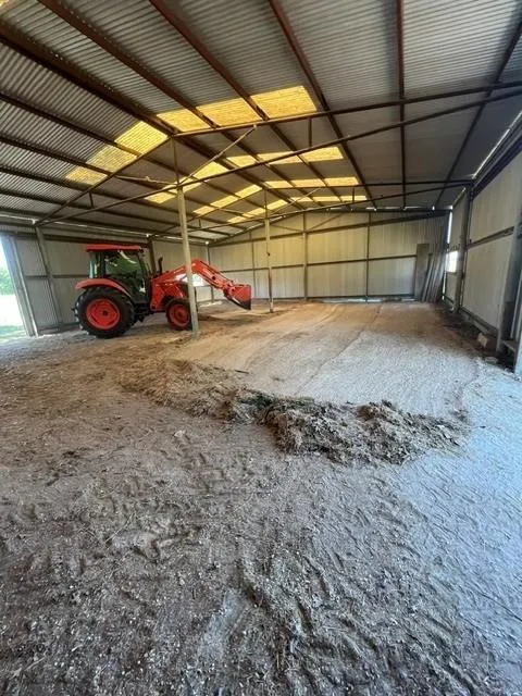 322 County Road 446 Nixon, TX 78140