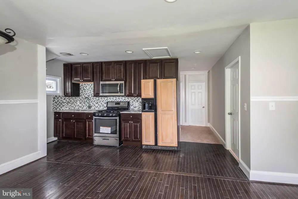 3300 HAMILTON AVENUE Baltimore, MD 21214