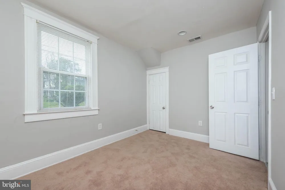 3300 HAMILTON AVENUE Baltimore, MD 21214