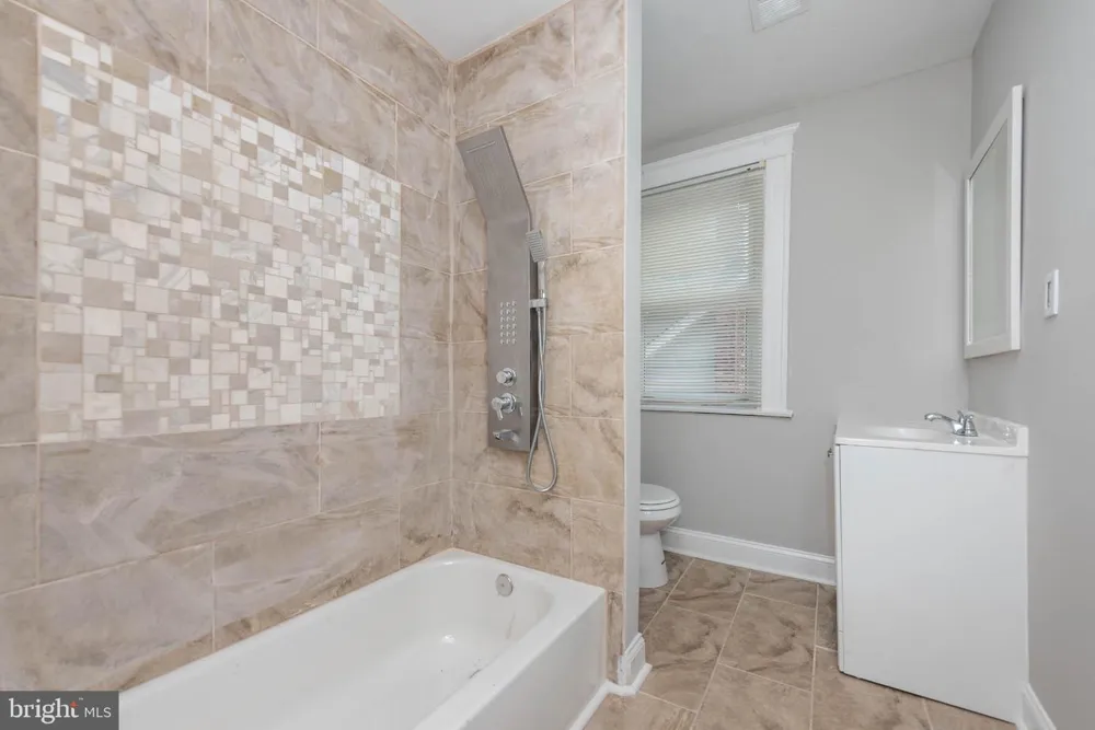 3300 HAMILTON AVENUE Baltimore, MD 21214