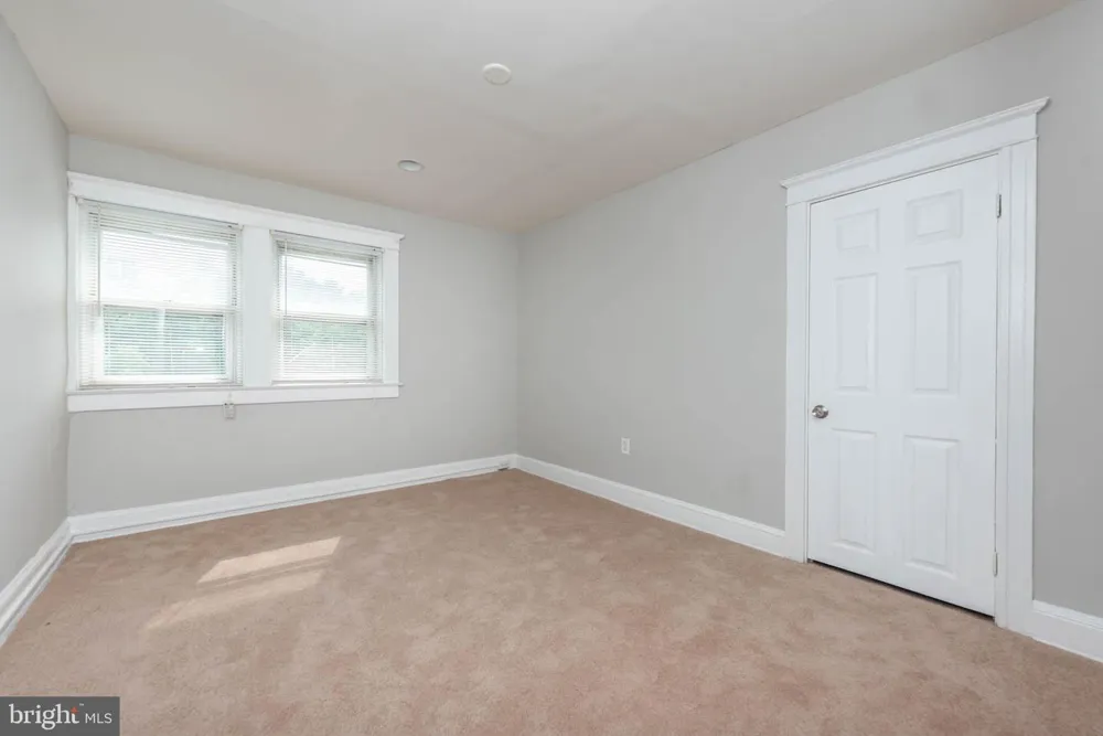3300 HAMILTON AVENUE Baltimore, MD 21214