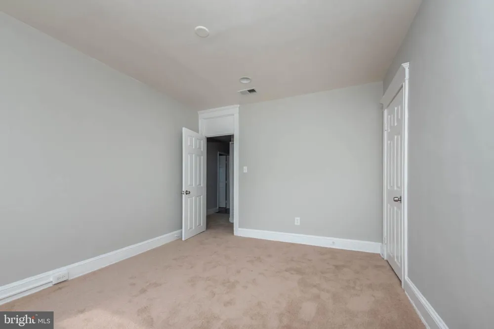 3300 HAMILTON AVENUE Baltimore, MD 21214